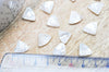 Perle triangle nacre blanche naturelle doré,pendentif triangle nacre,coquillage blanc, bijou nacre 12mm, x1 G4498